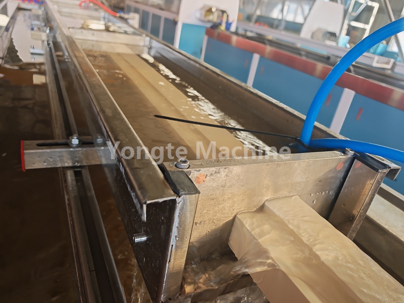 PVC WPC ukseprofiili masin