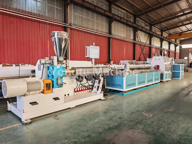 Soakeri niisutusvooliku valmistamise masin